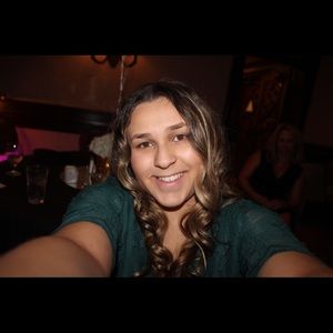 Meet your Posher, Julianna